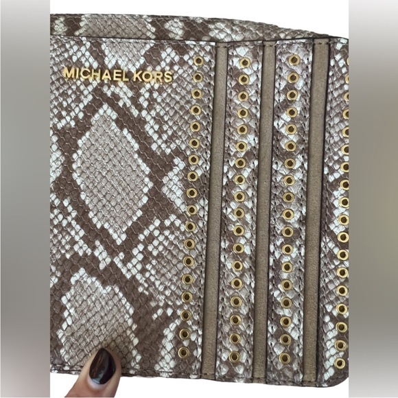 MICHAEL KORS Mini Grommets Crossbody - Picture 8 of 16